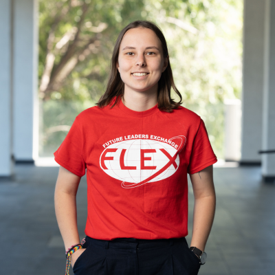 Rus seks video 50 yoshlilar